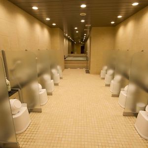 Superior Capsulehotel Alleen voor Mannen